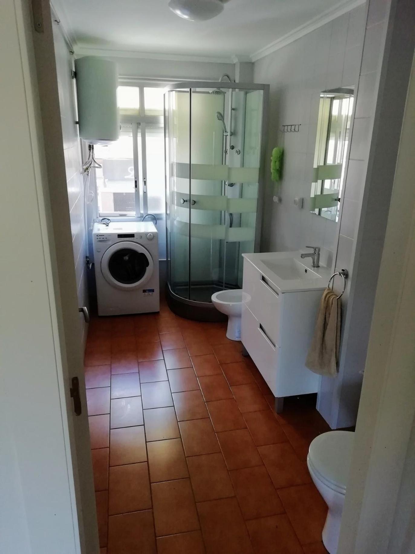 Manila-home,2 Banos-bathrooms Apartament Alicante